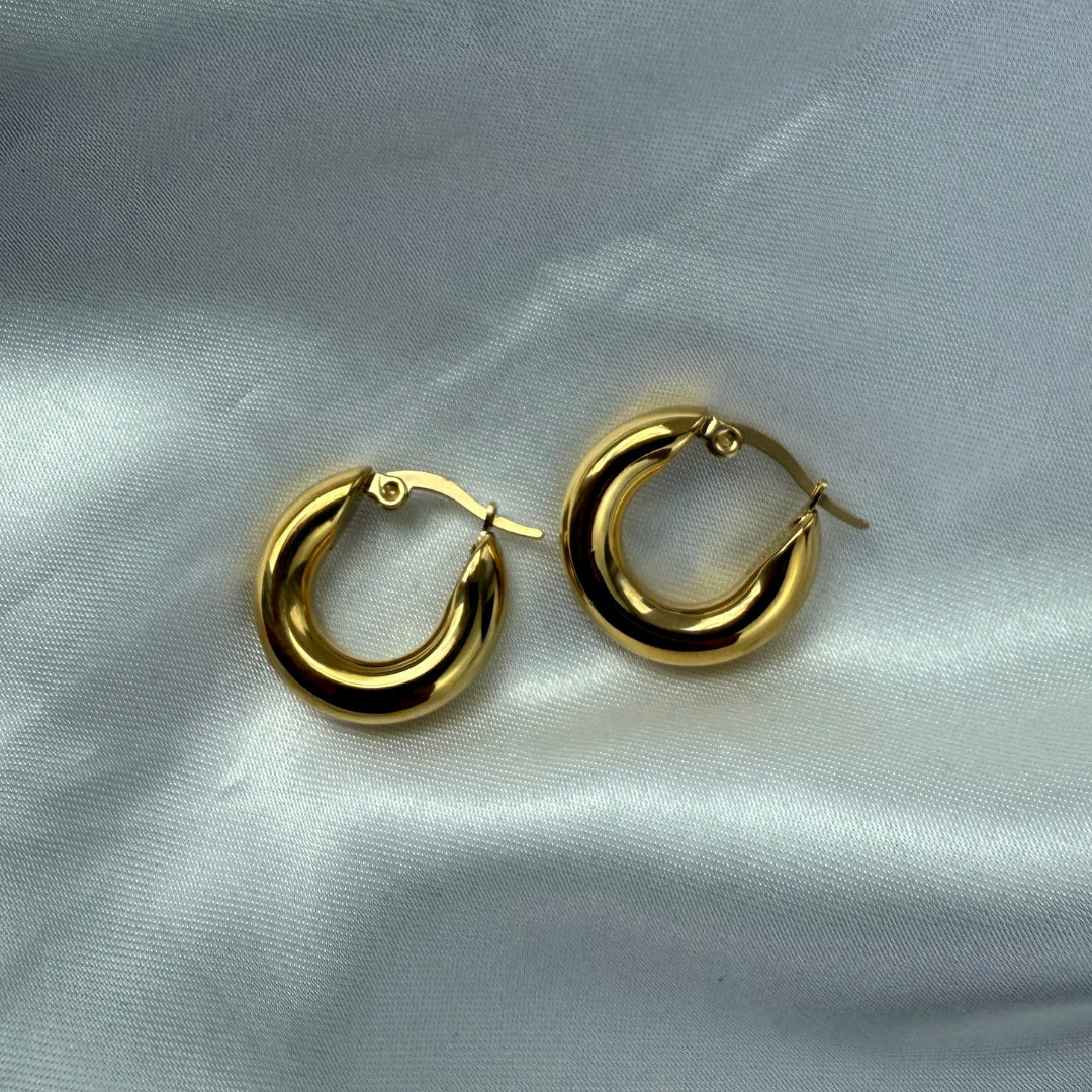 Celeste Hoop Øreringe 18K Guldbelagt - Makeup lagersalg