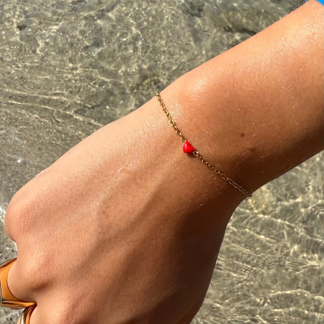 Corelle - Mini Red Heart Armbånd – 18K Guldbelagt - Makeup lagersalg