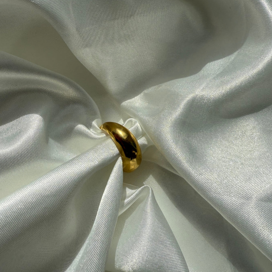 Corelle - Bold Curve Ring 18K Guldbelagt - Makeup lagersalg