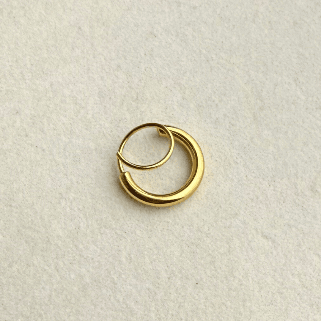 Corelle - Mini Twist Hoops - 18K Guldbelagt - Makeup lagersalg