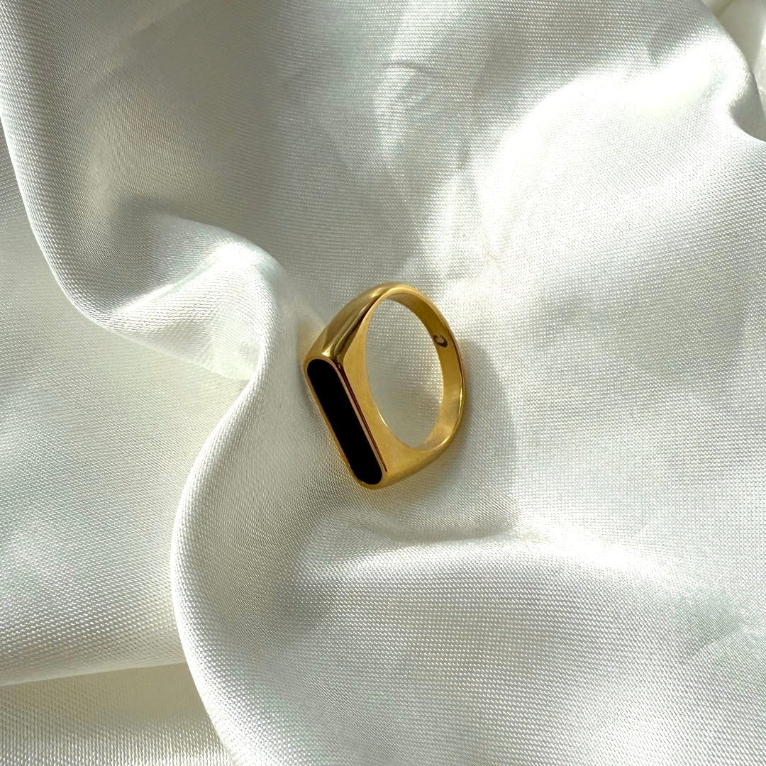 Corelle - Noir Rektangel Ring 18K Guldbelagt - Makeup lagersalg