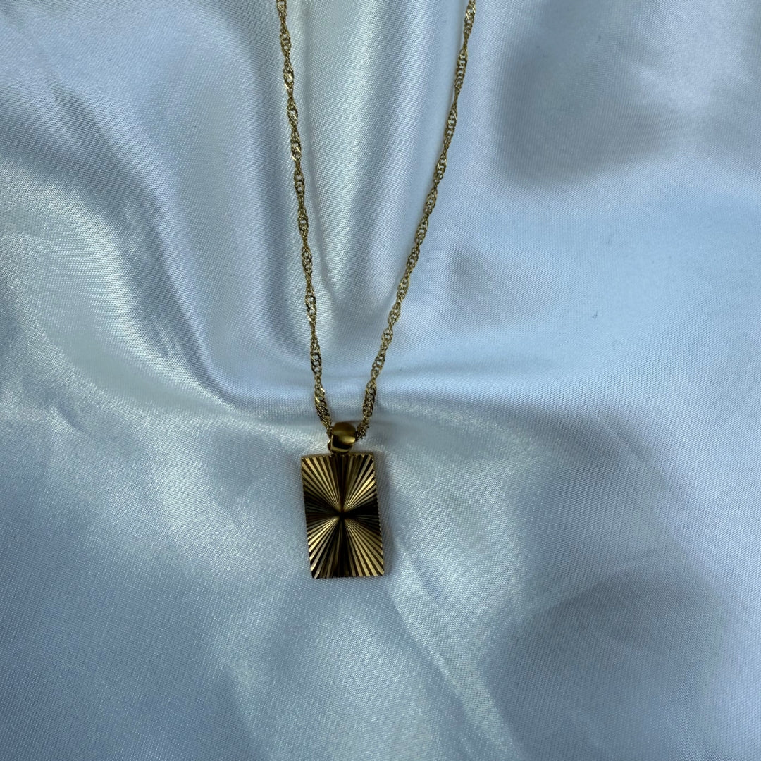 Corelle - Sun Square Halskæde 18K Guldbelagt - Makeup lagersalg