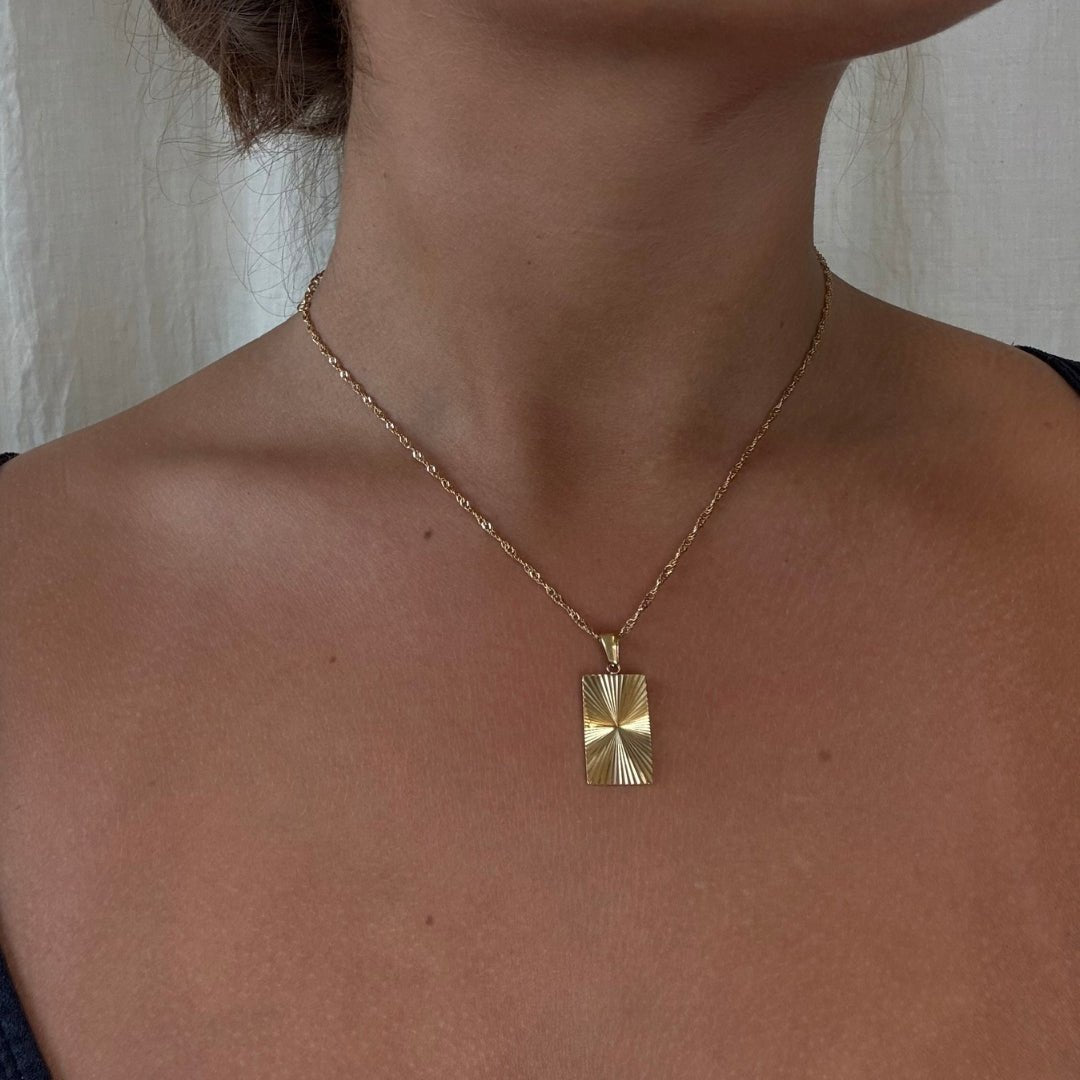 Corelle - Sun Square Halskæde 18K Guldbelagt - Makeup lagersalg