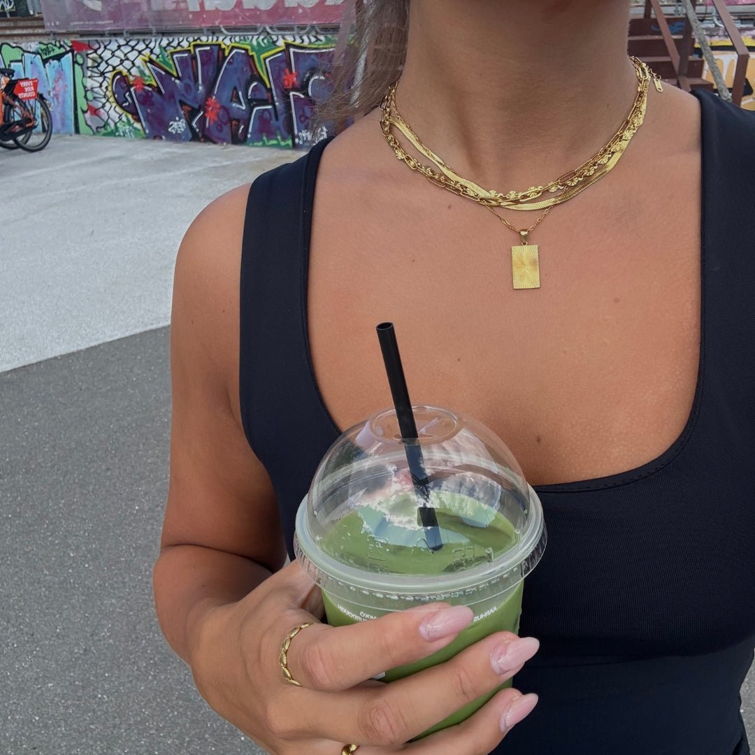 Sienna Snake Halskæde 18K Guldbelagt - Makeup lagersalg