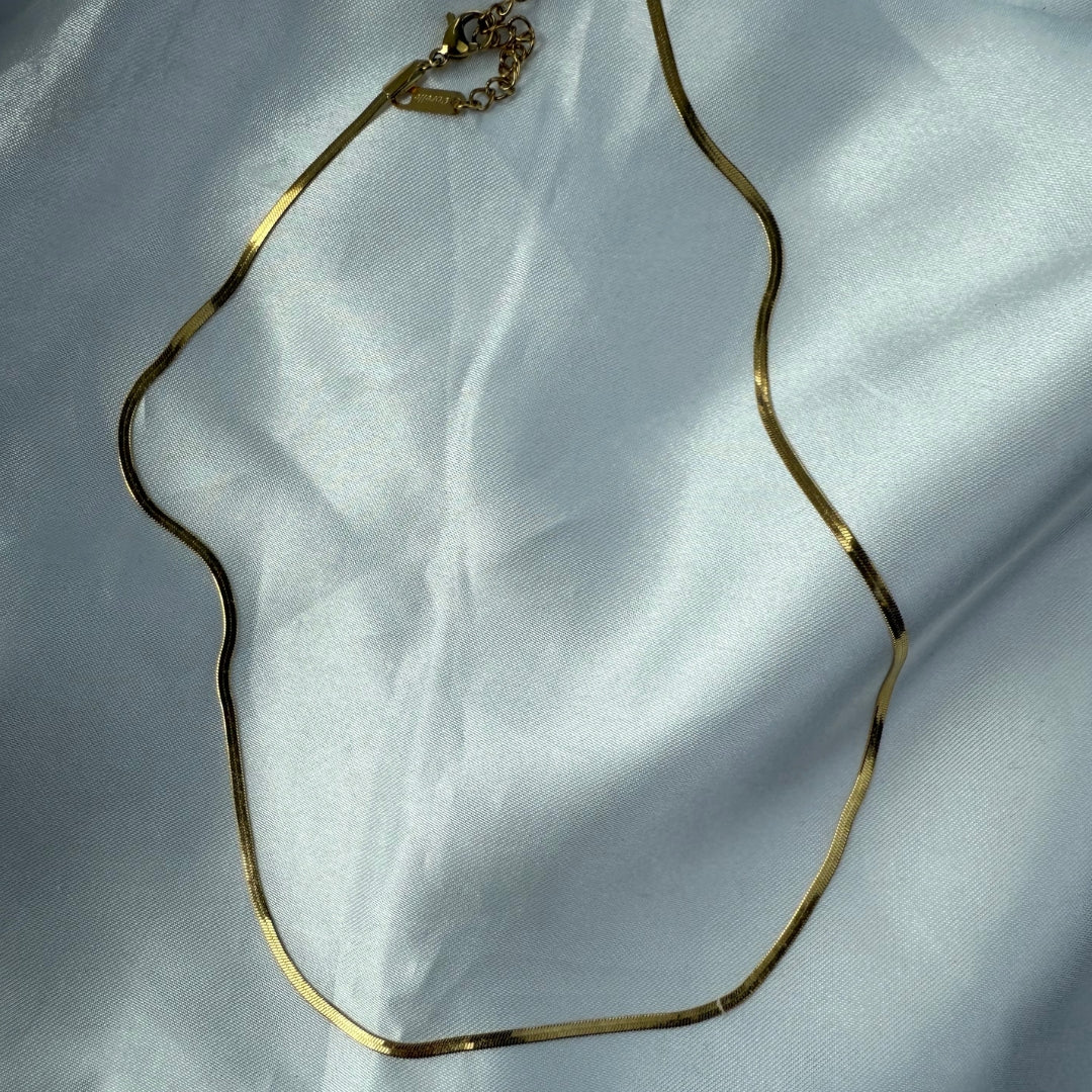 Sienna Snake Halskæde 18K Guldbelagt - Makeup lagersalg