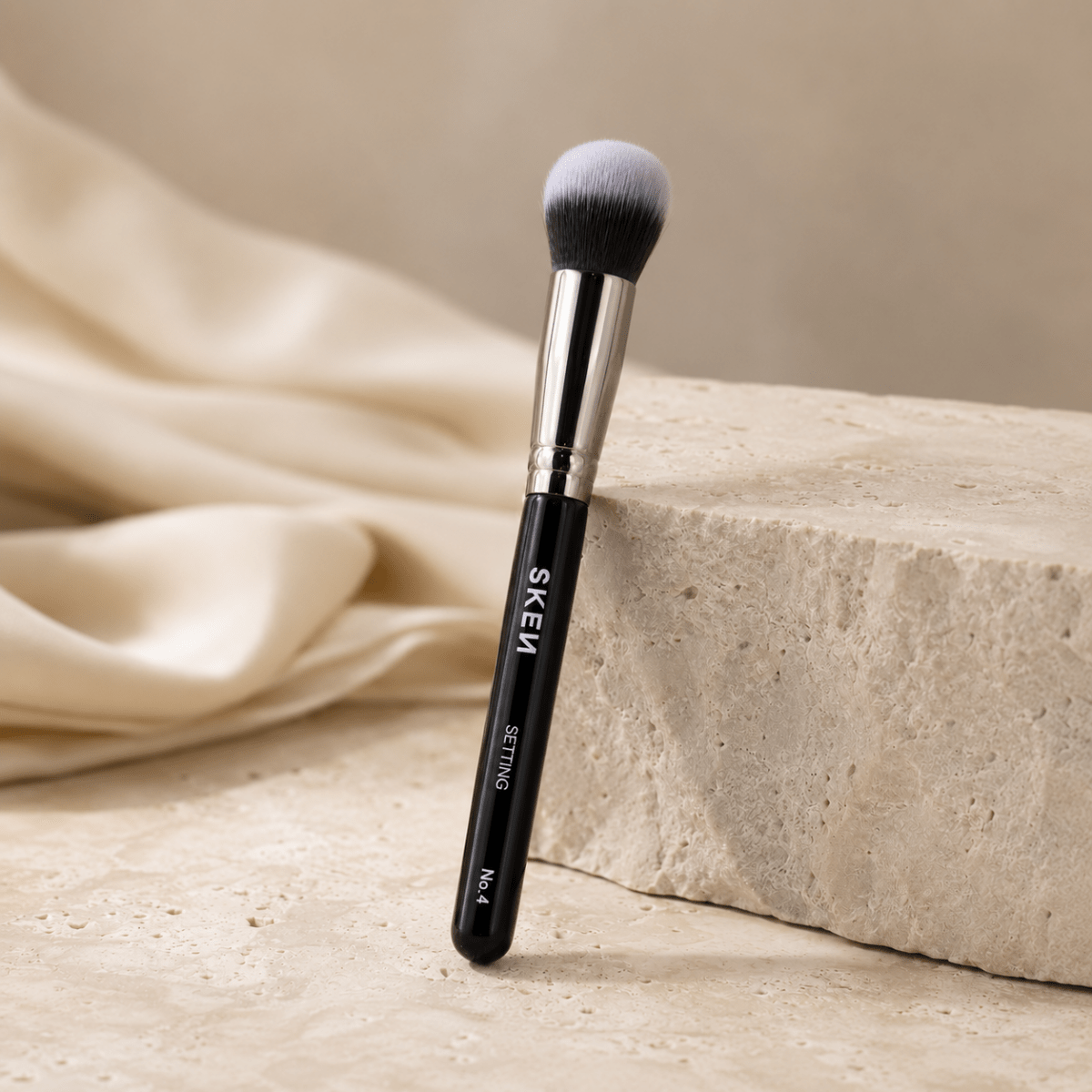 Skēn The Brushes Setting Brush