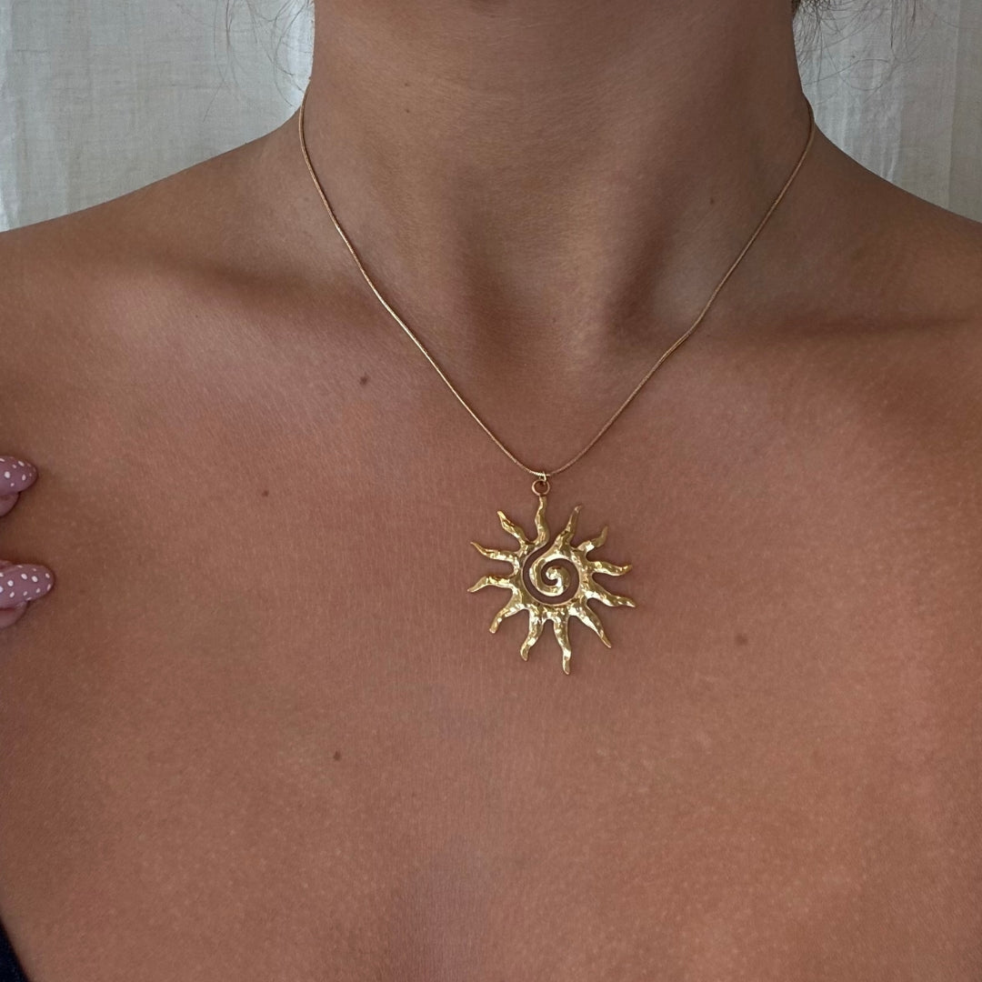 Solar Spirit Halskæde 18K Guldbelagt - Makeup lagersalg